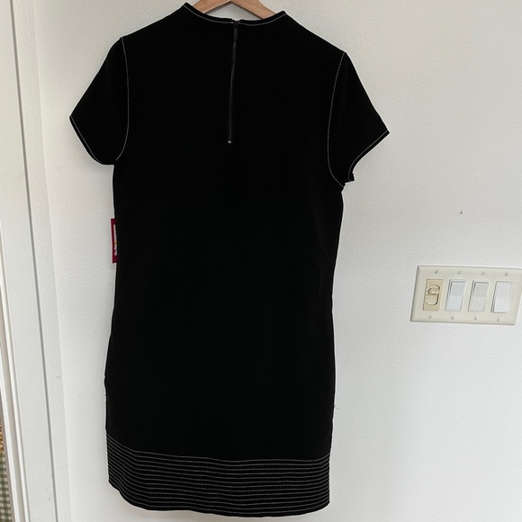 Vince Camuto Black Mini Dress with White Accents - Picture 5 of 5